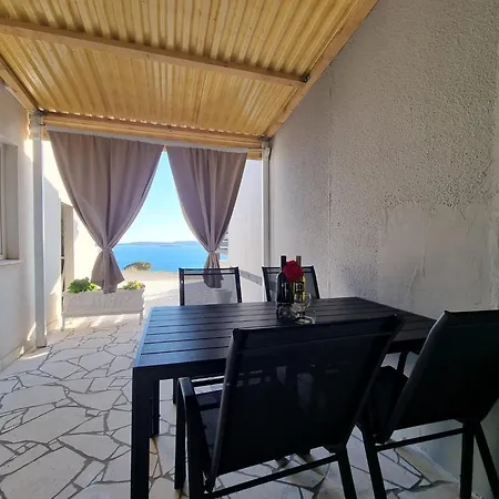 With A Parking Space Postup, Peljesac - 663 *